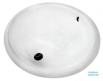 White ceramic oval sink