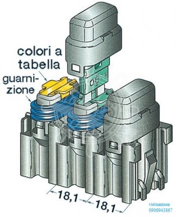 Fuse holder with cover, modular model