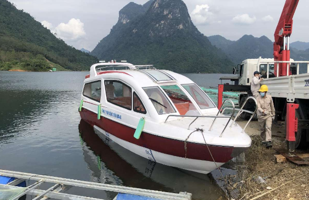 CA NÔ CÔNG TÁC 15 CHỖ